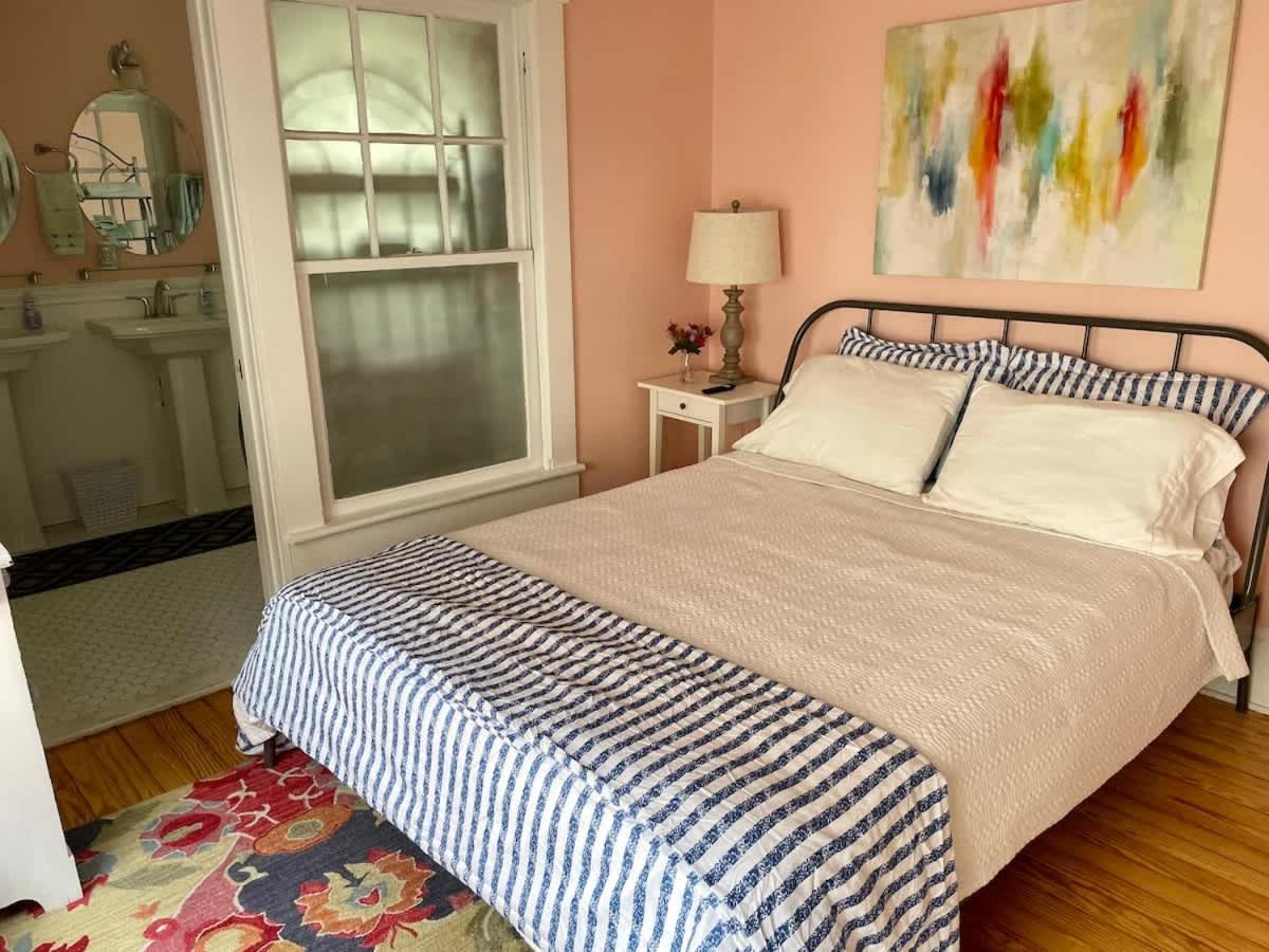 Key Lime Cottage Steps From Cape Charles Beach 外观 照片